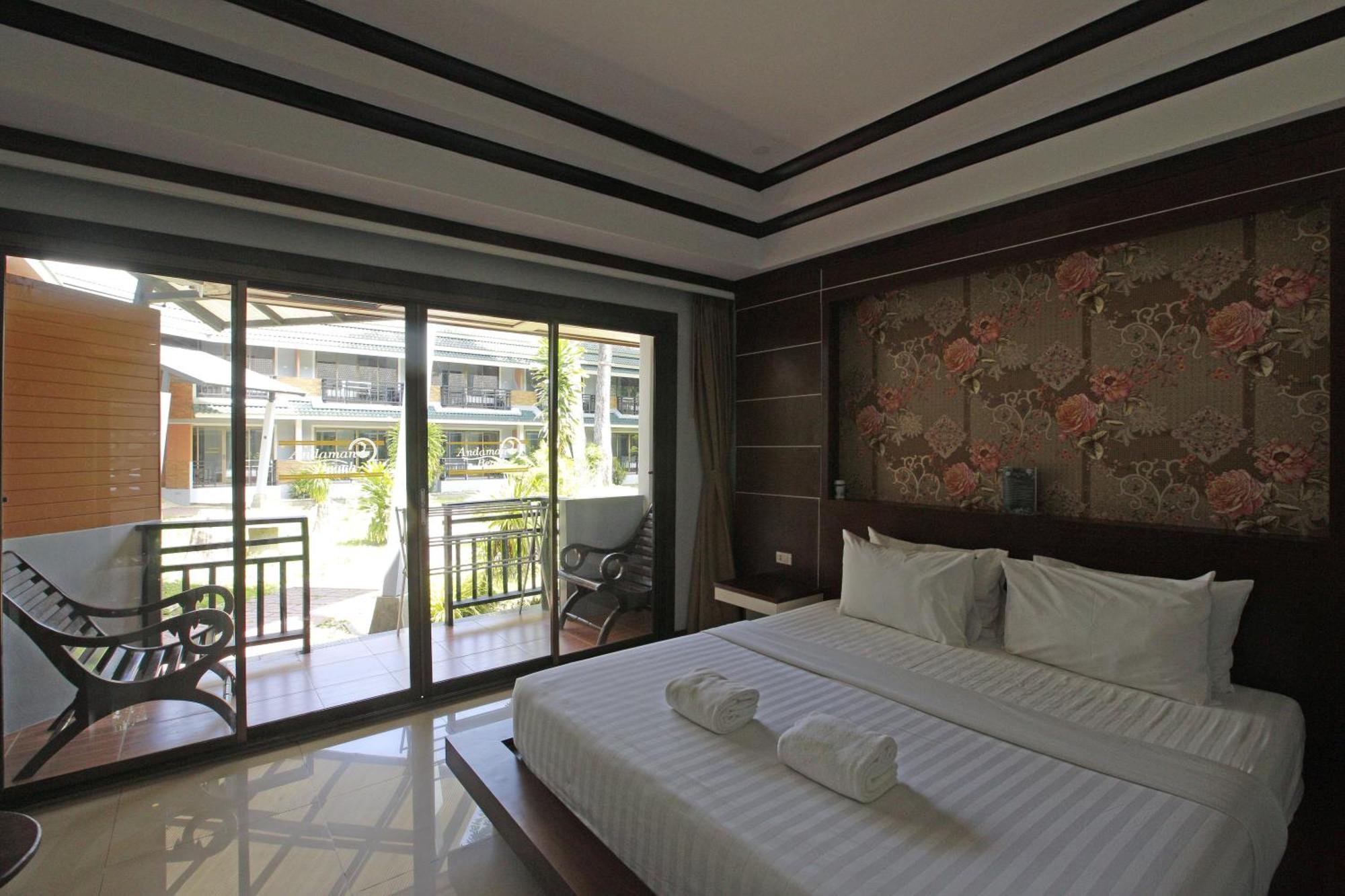 Phi Phi Andaman Beach Resort Room photo