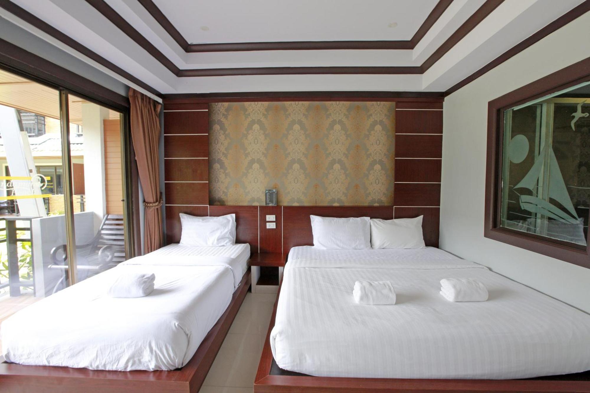 Phi Phi Andaman Beach Resort Room photo