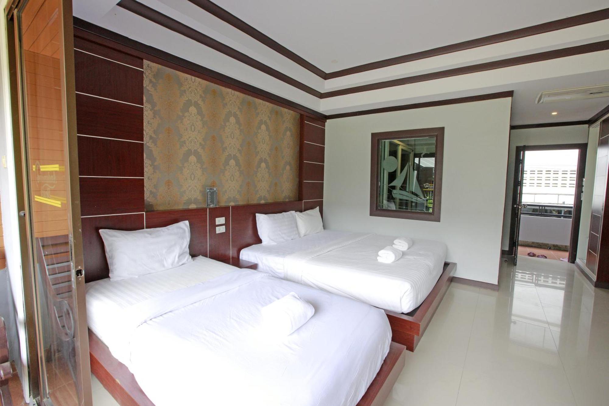 Phi Phi Andaman Beach Resort Room photo